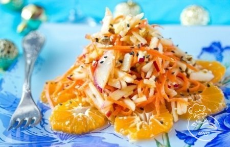 Новогодний салат с мандаринами и морковью